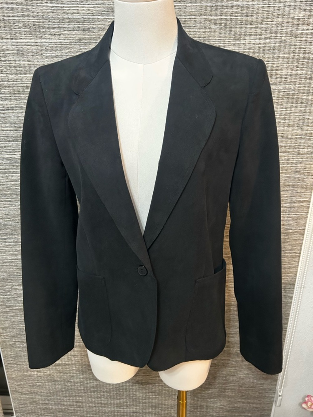 Vintage Saks Fifth Avenue Black Single-Button Ultra Suede